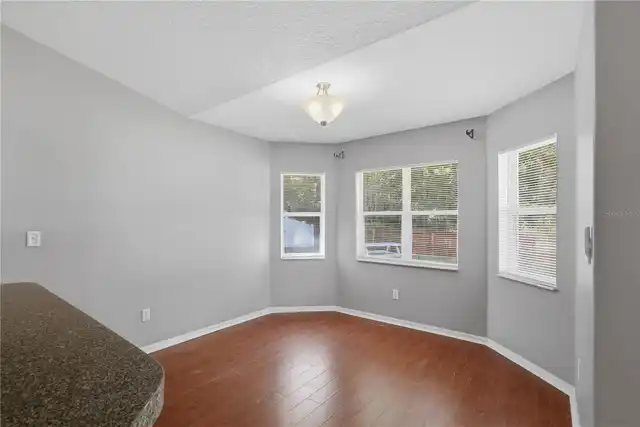 Listing Photo 17