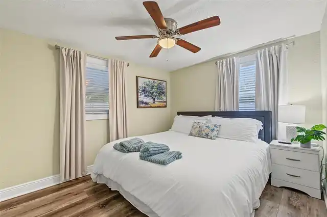 Listing Photo 33