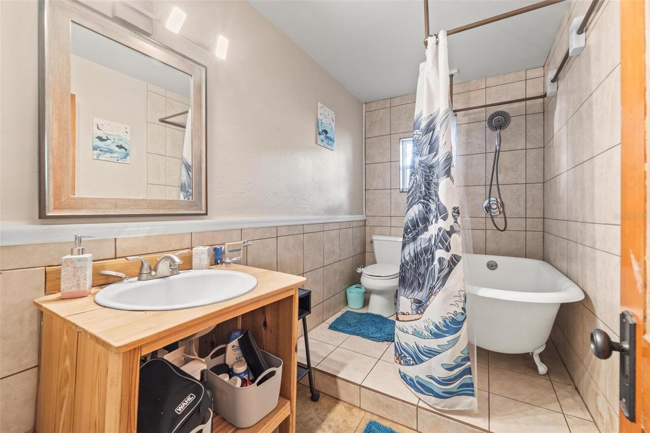 Listing Photo 10