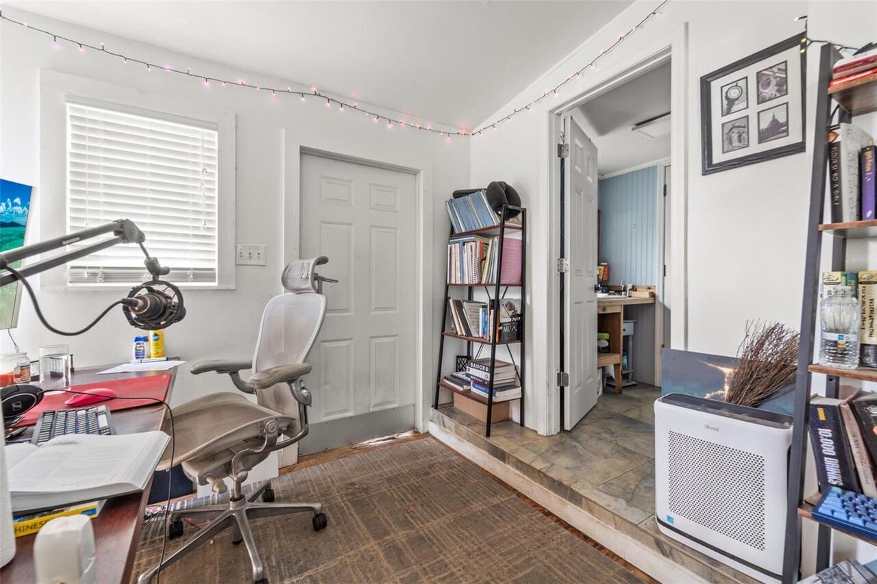 Listing Photo 16