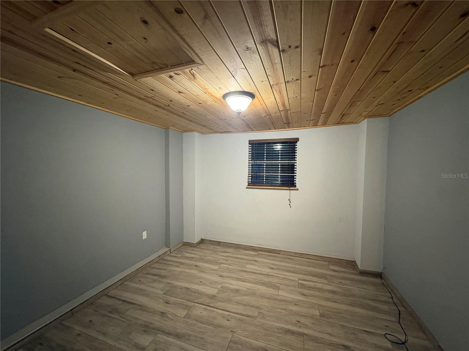 Listing Photo 24