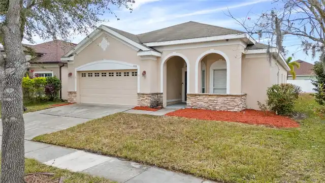 Listing Photo 6