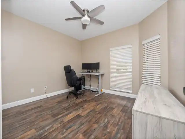 Listing Photo 7