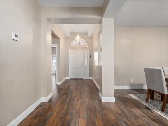 Listing Photo 10