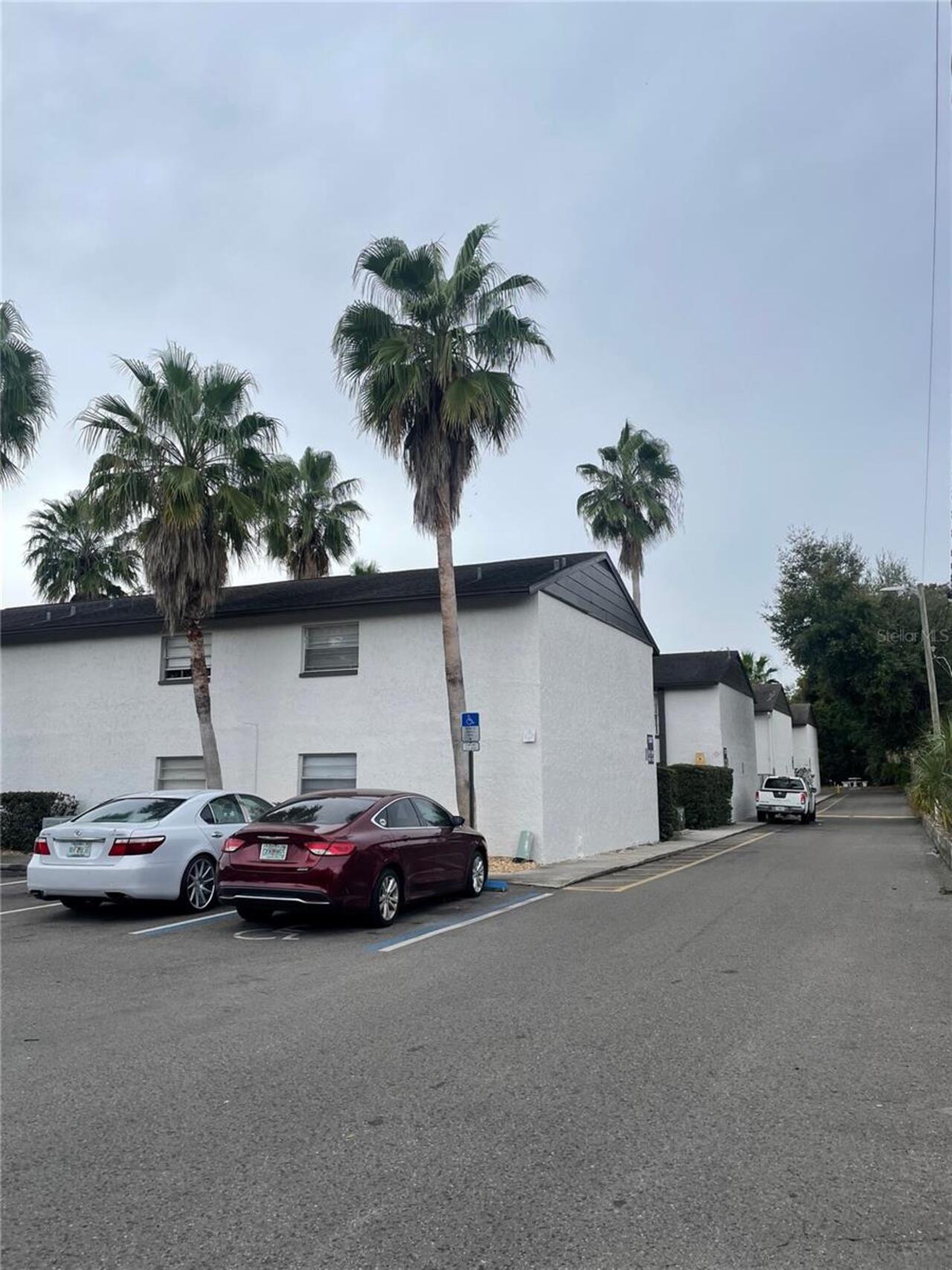 Listing Photo 8