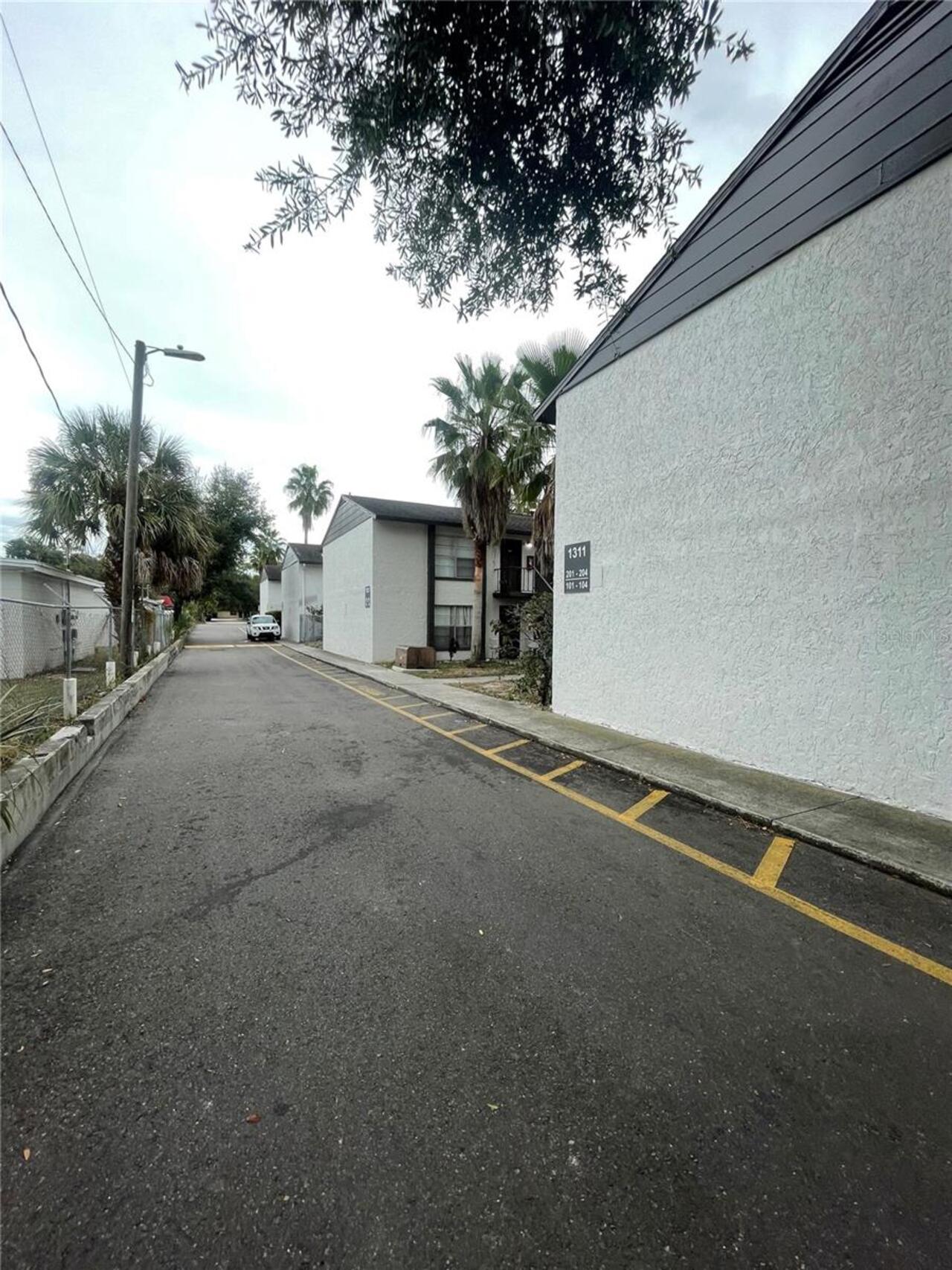Listing Photo 10