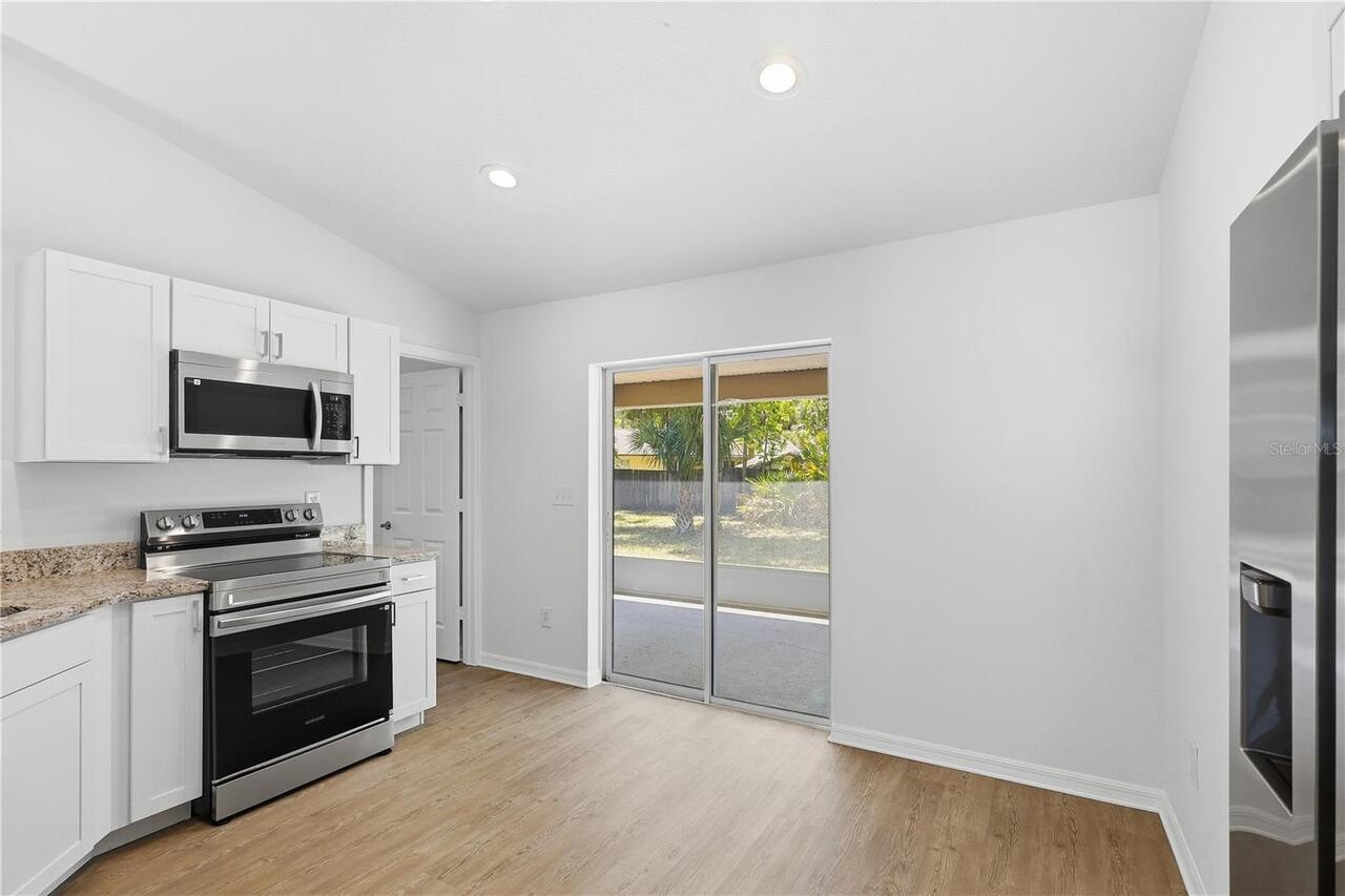 Listing Photo 9