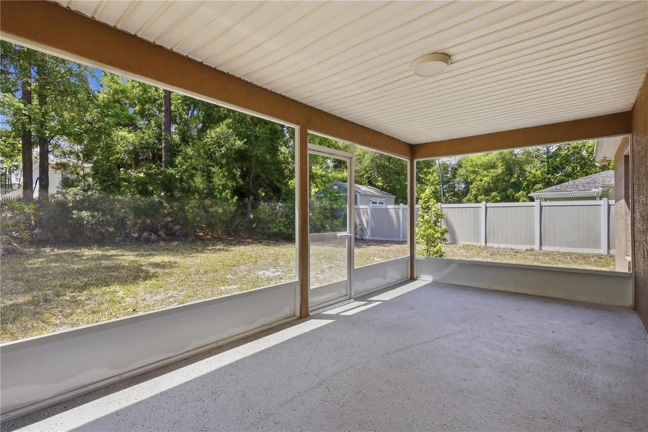 Listing Photo 14