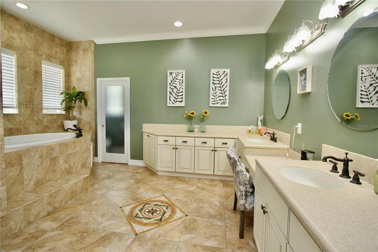 Listing Photo 37