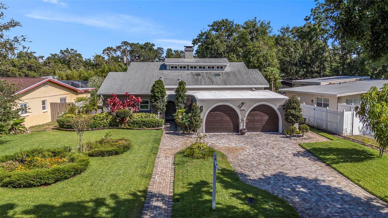 St Petersburg Real Estate