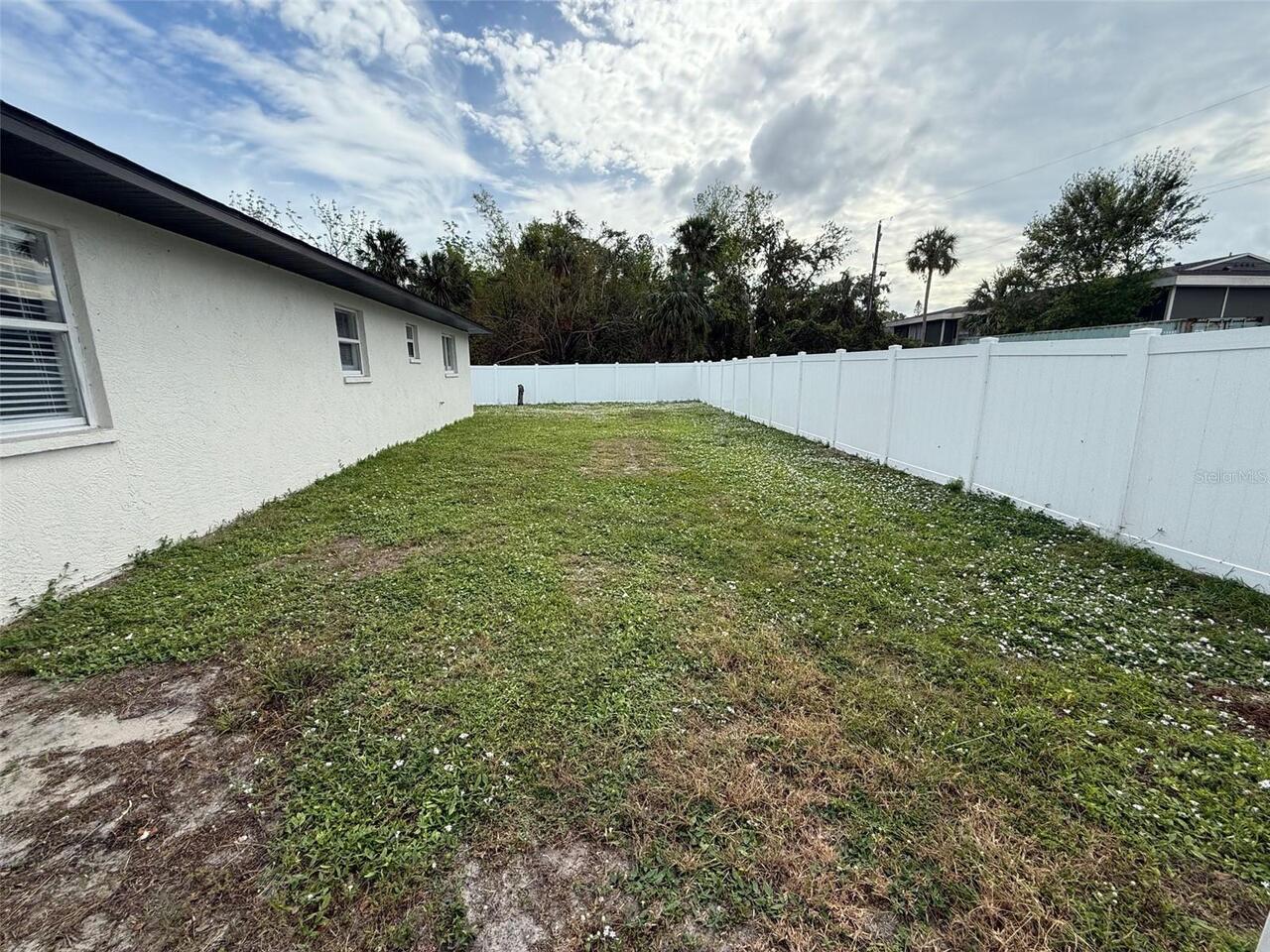 Listing Photo 9