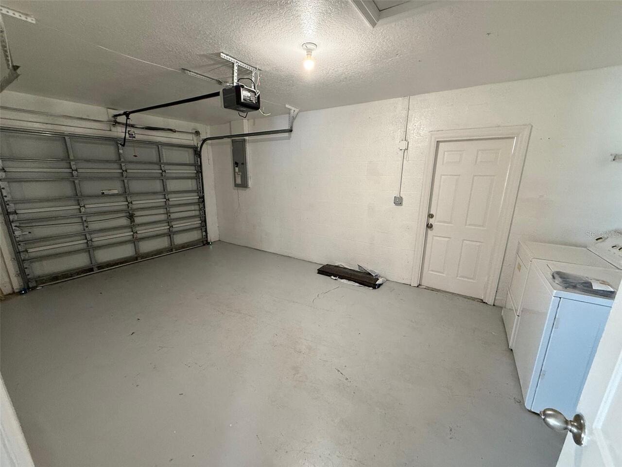 Listing Photo 11