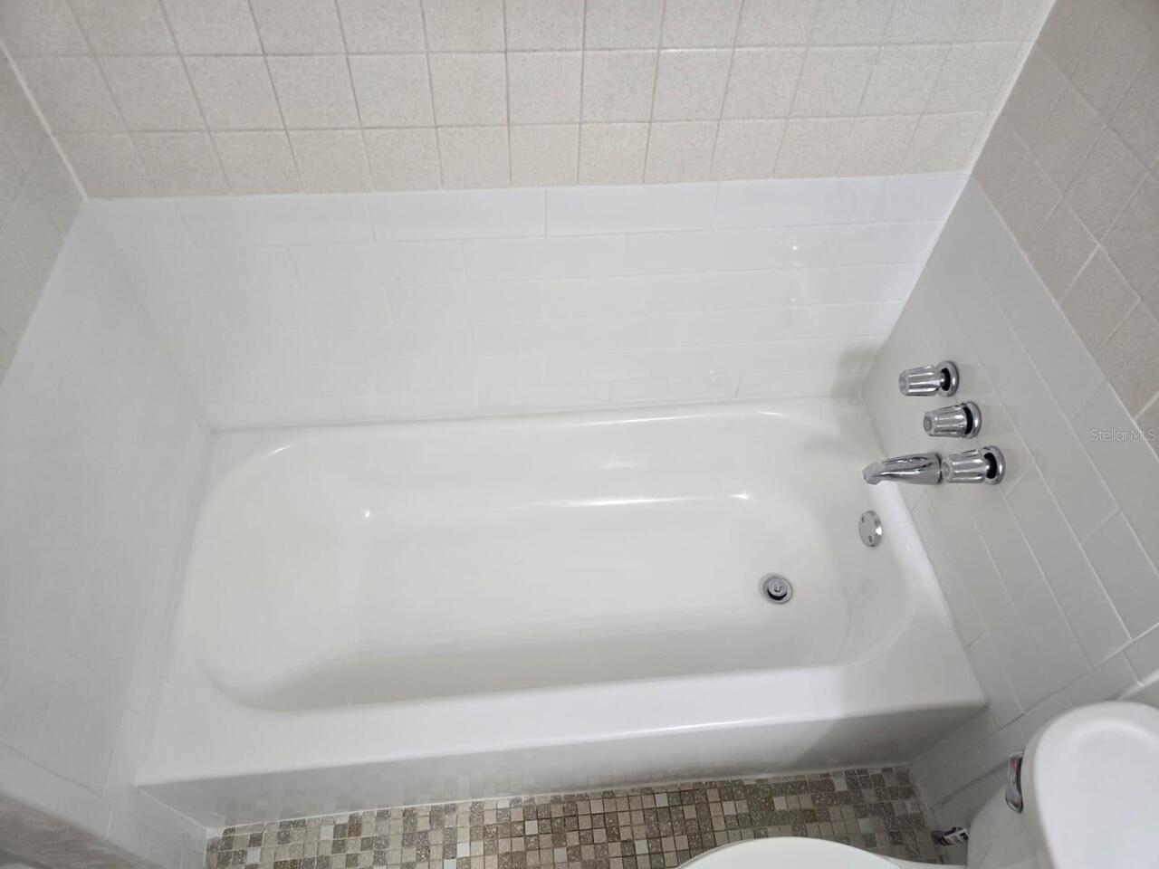 Listing Photo 14