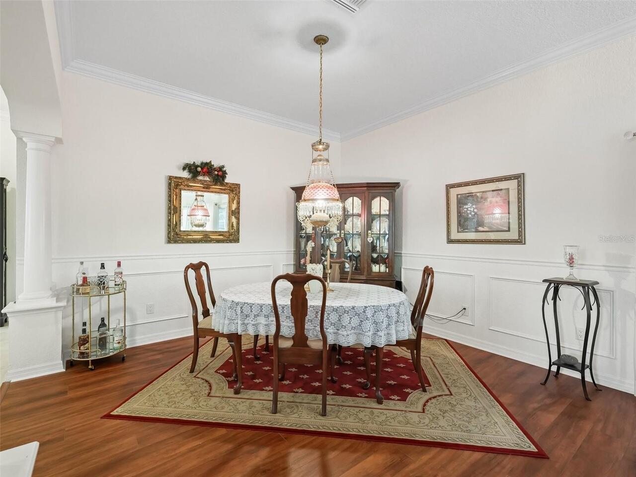 Listing Photo 10