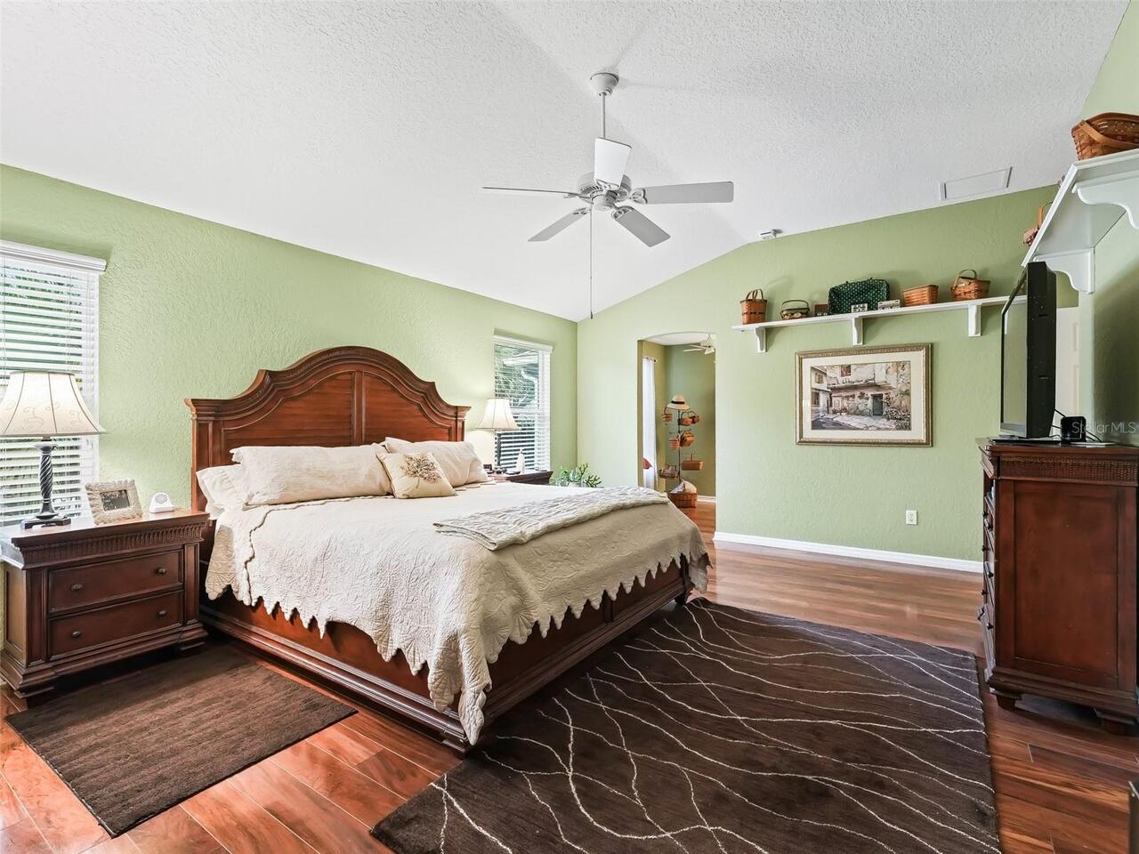 Listing Photo 15