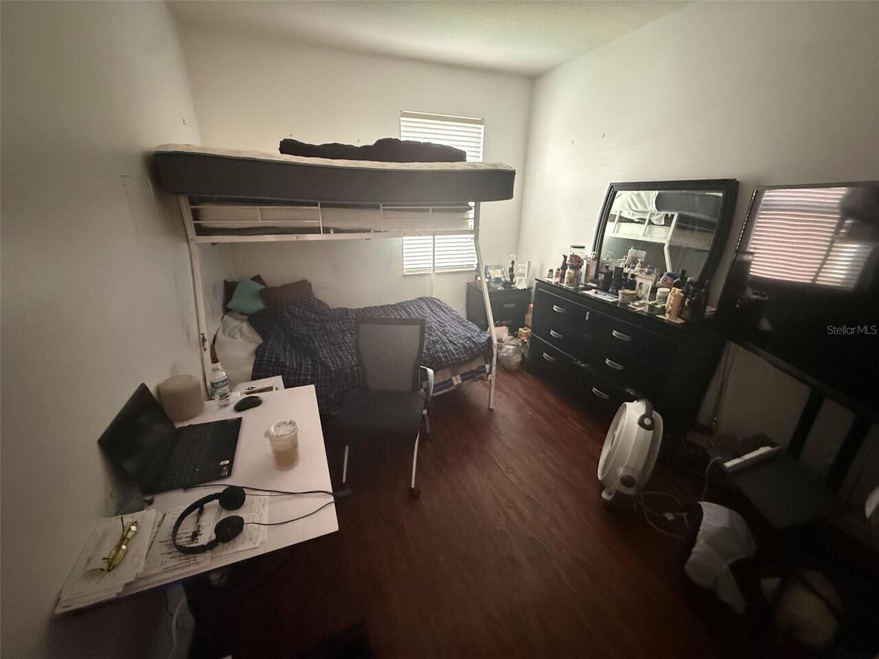 Listing Photo 9