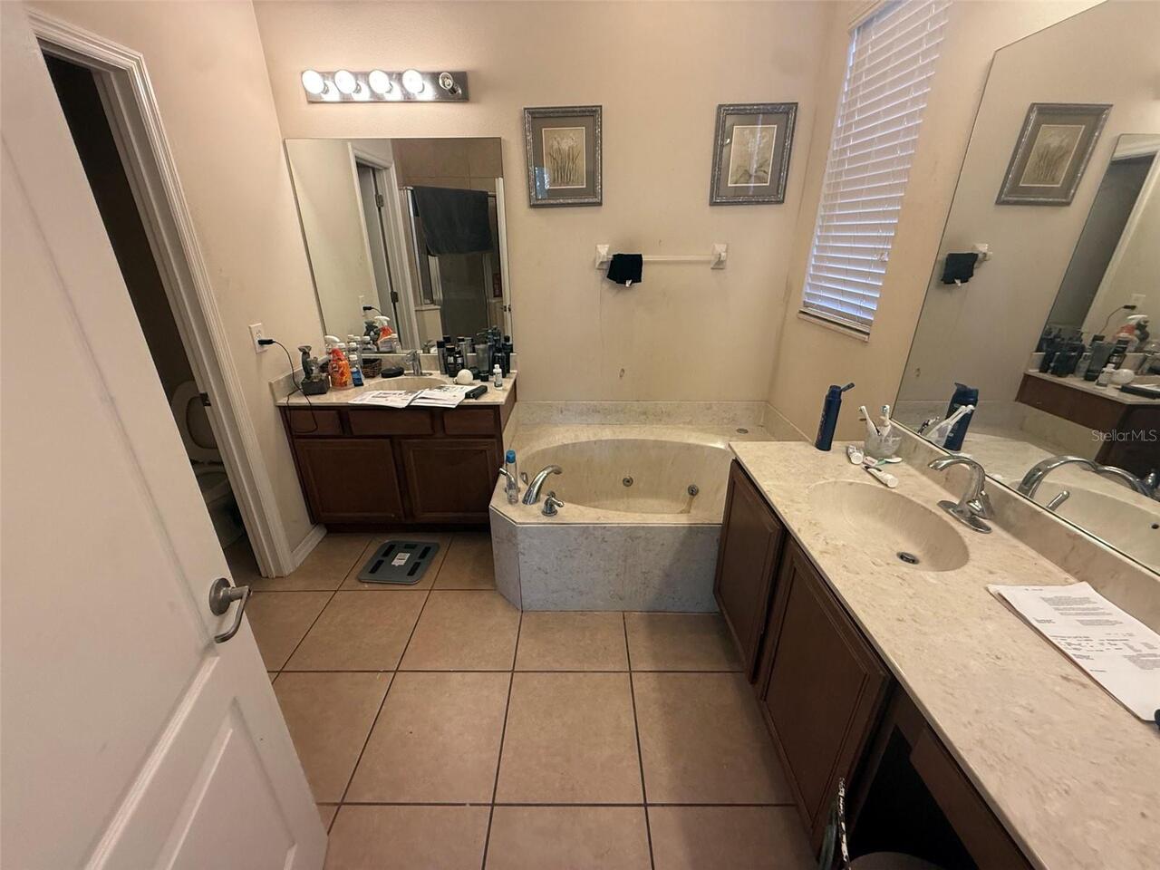 Listing Photo 11