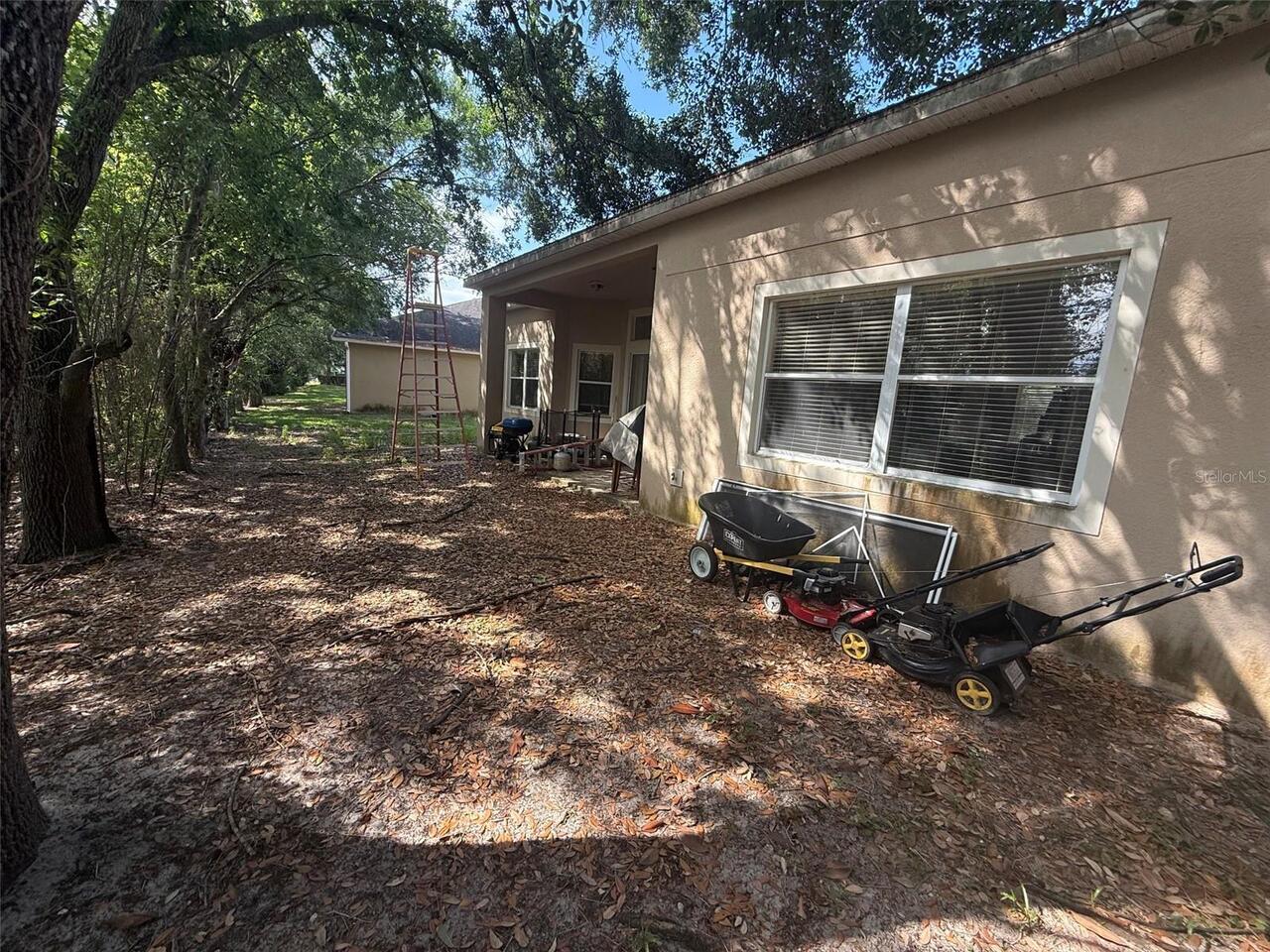 Listing Photo 12