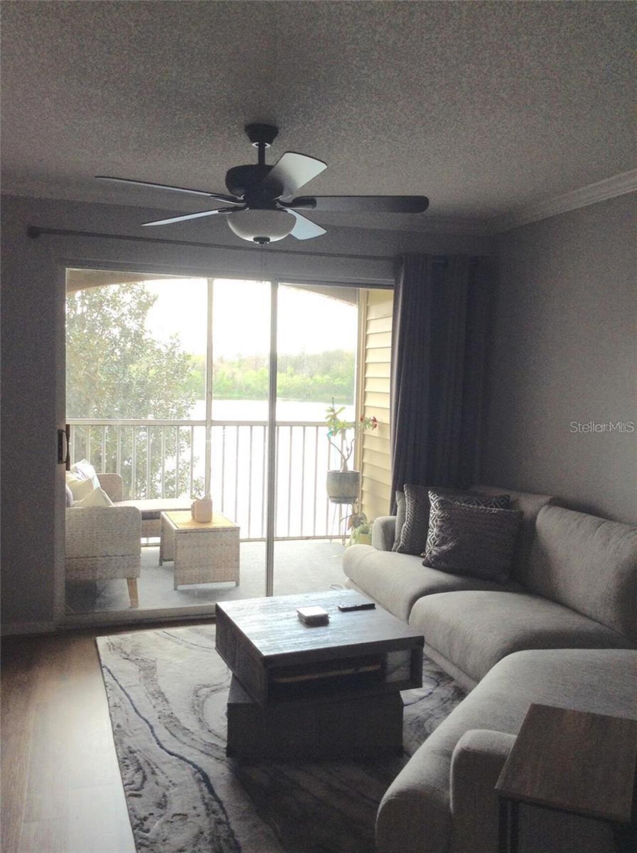 Listing Photo 11