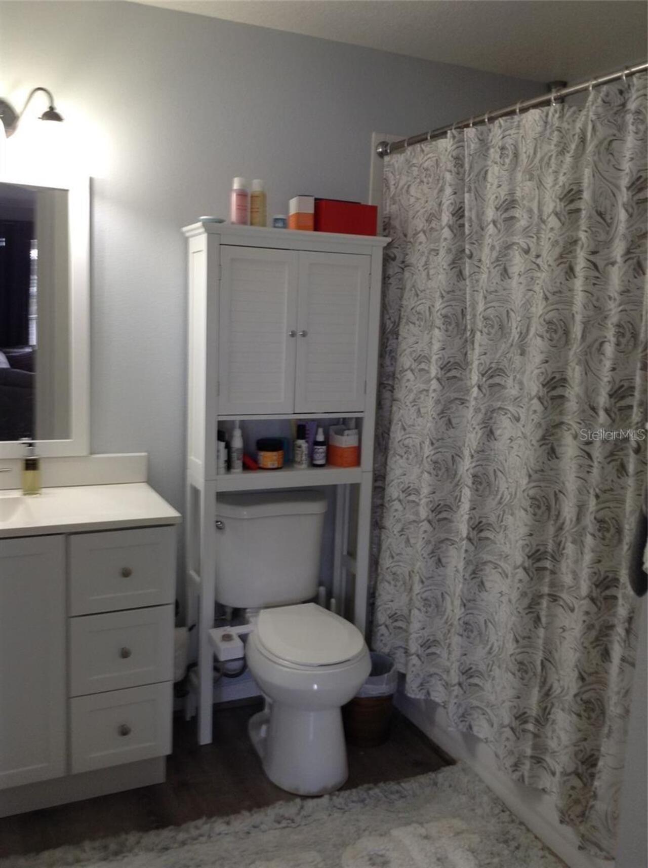 Listing Photo 17