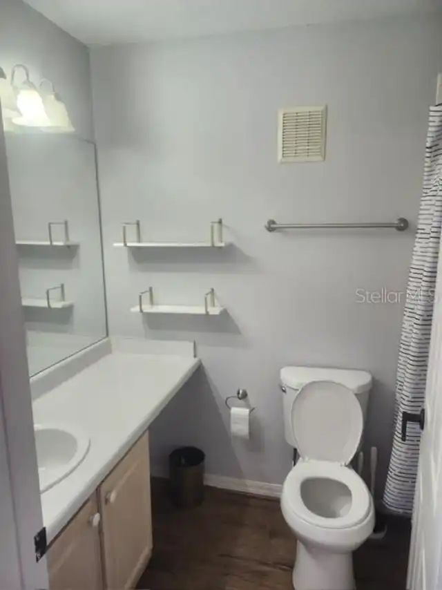 Listing Photo 15