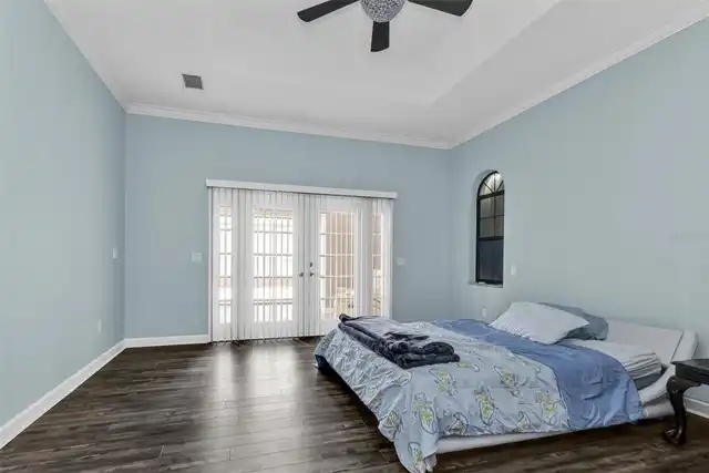 Listing Photo 16