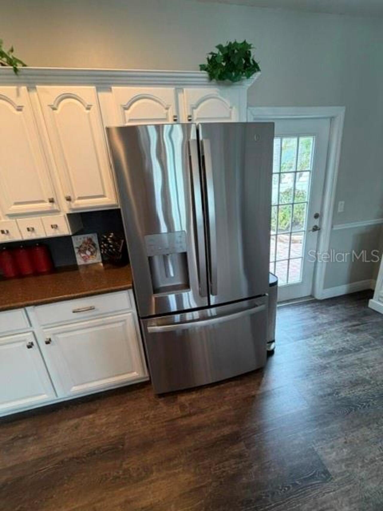 Listing Photo 17