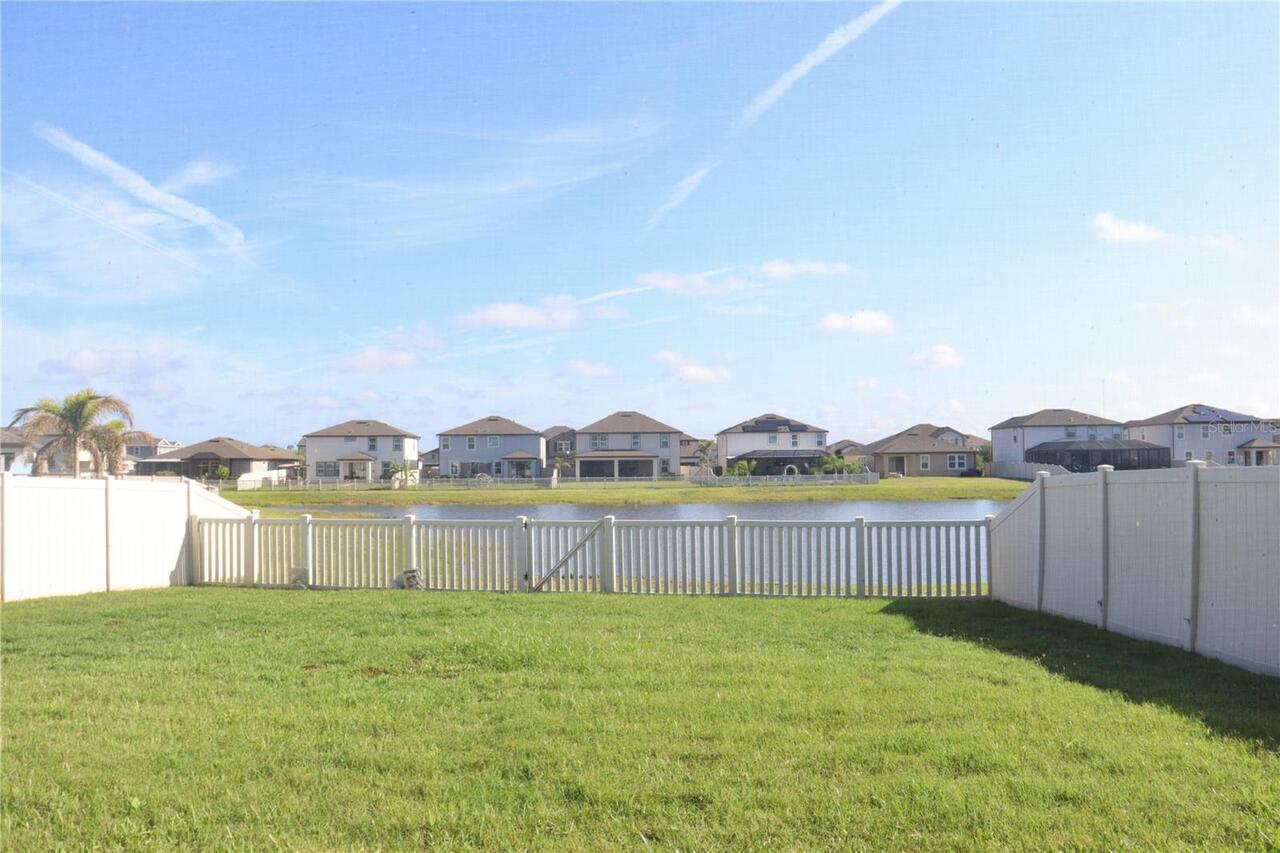 Listing Photo 9