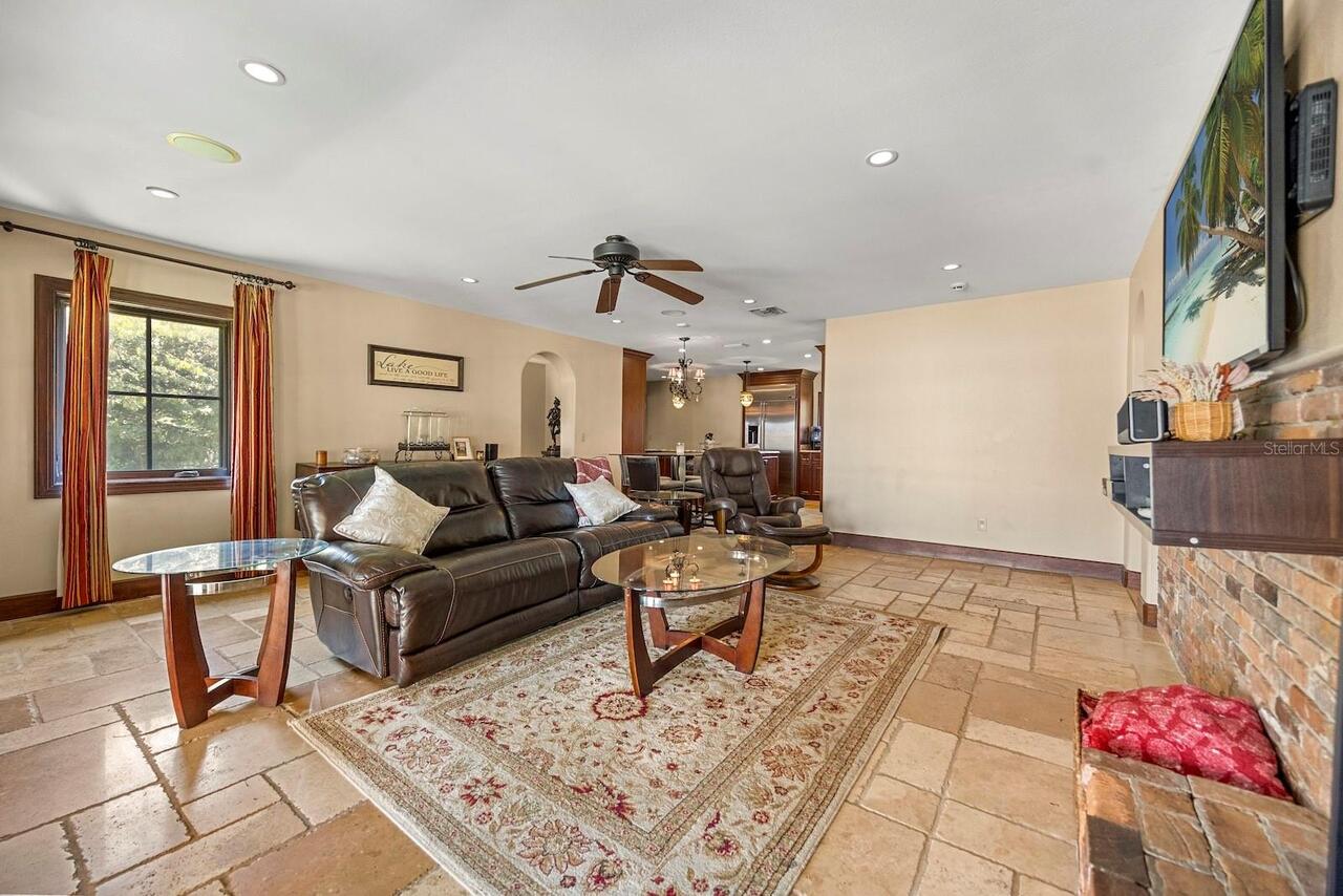 Listing Photo 32