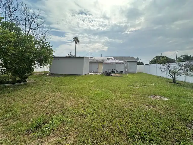 Listing Photo 5
