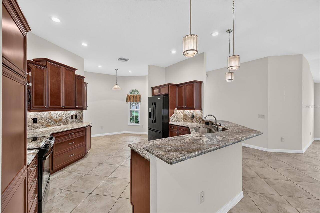 Listing Photo 10