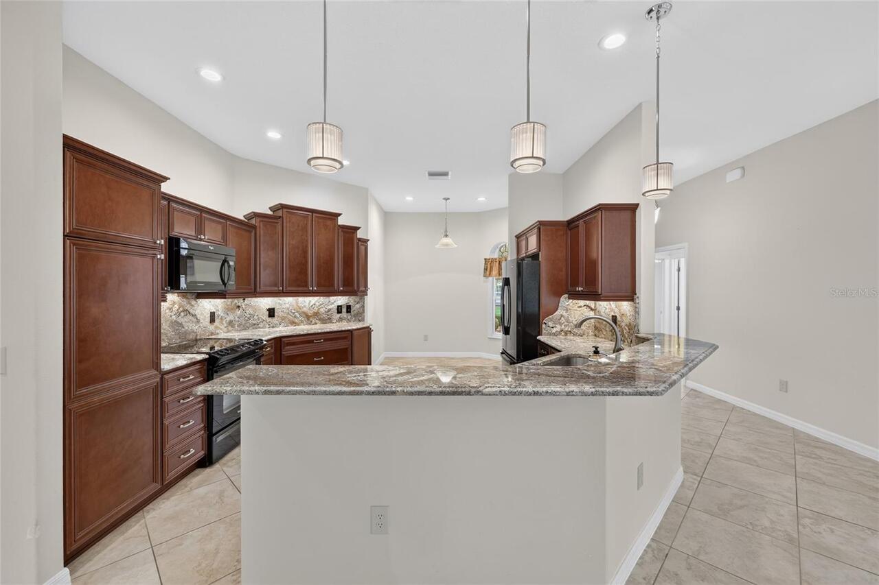 Listing Photo 18