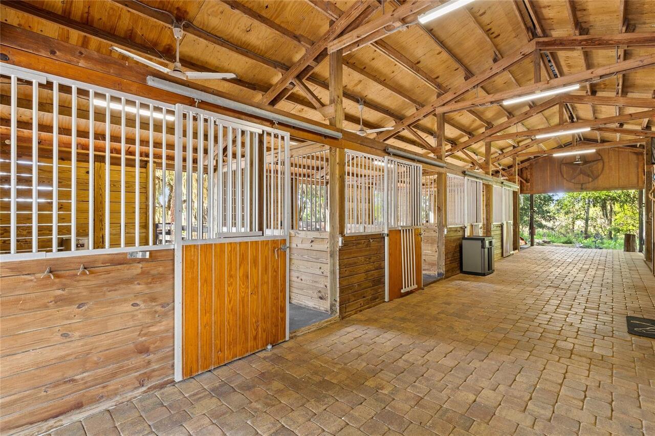 Listing Photo 9