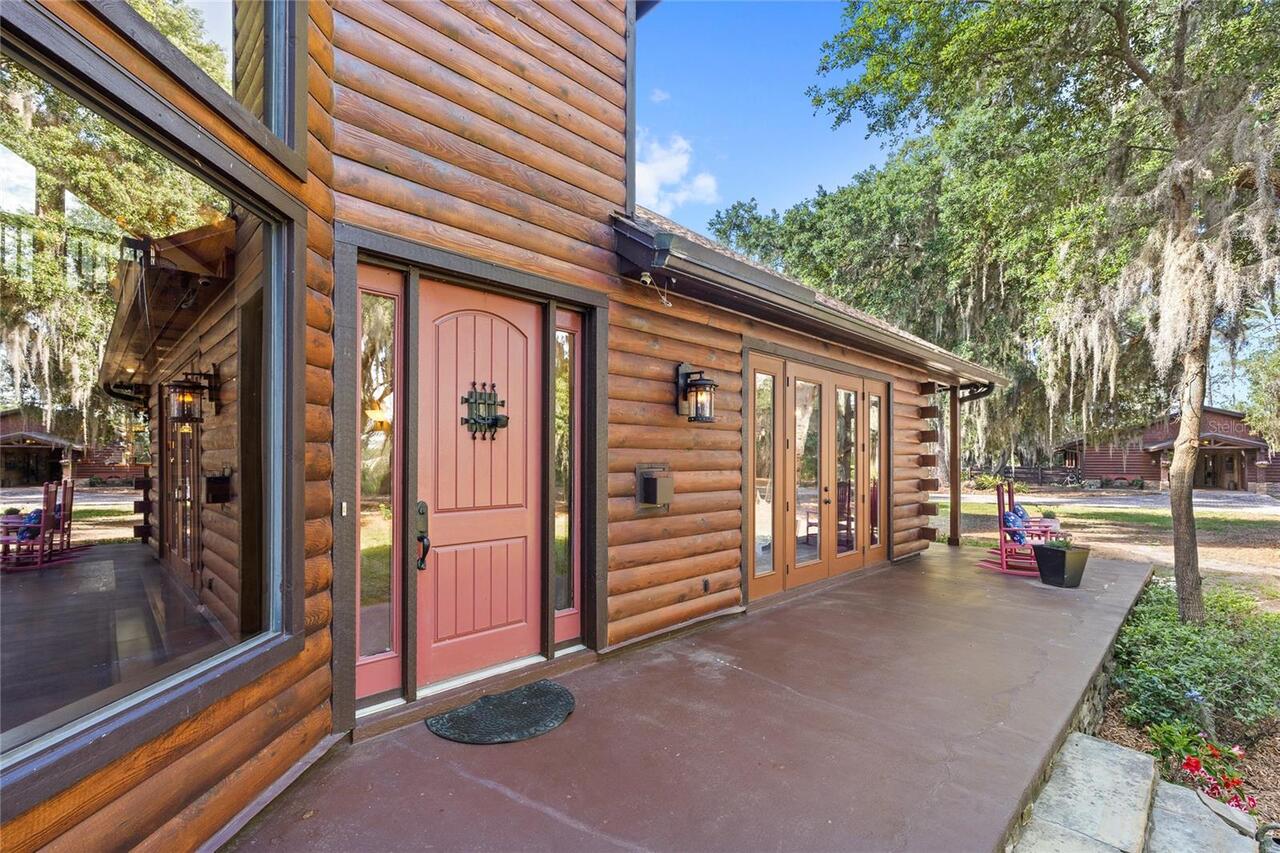 Listing Photo 11