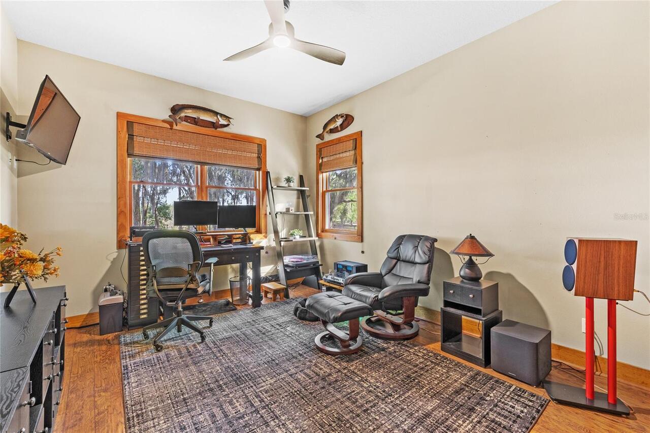 Listing Photo 32
