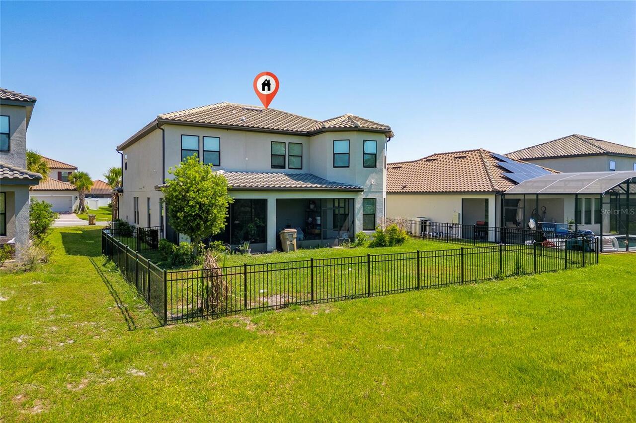 Listing Photo 11
