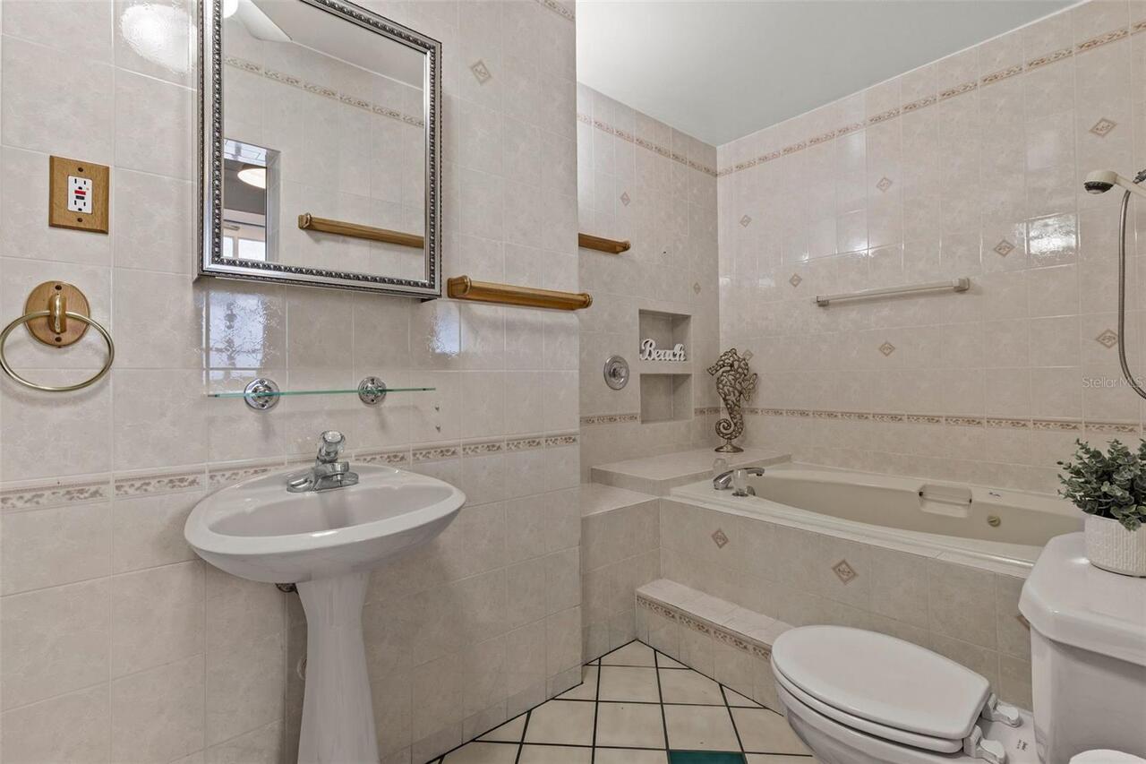 Listing Photo 29