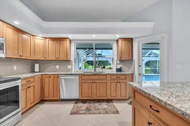 Listing Photo 15