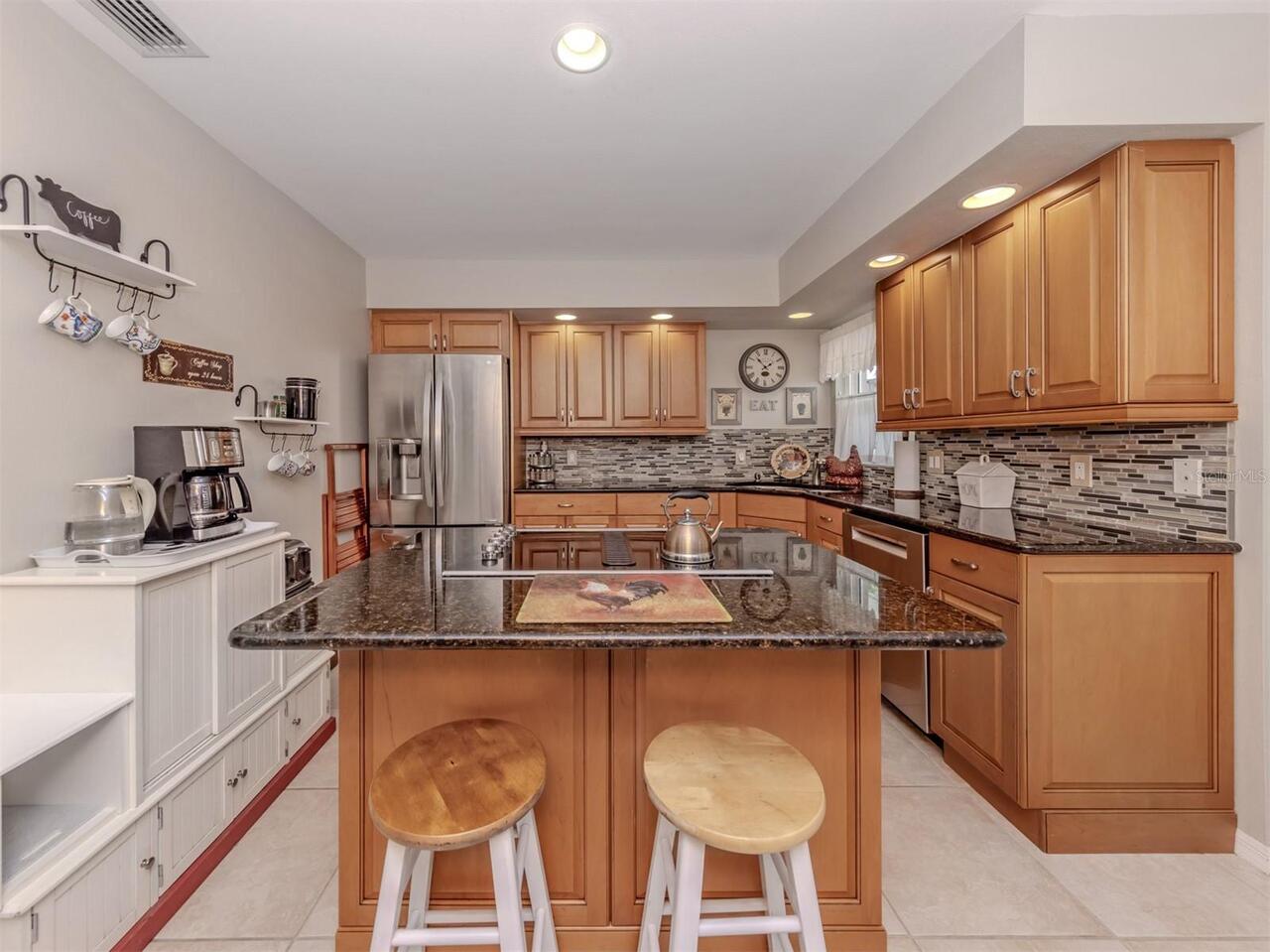 Listing Photo 10