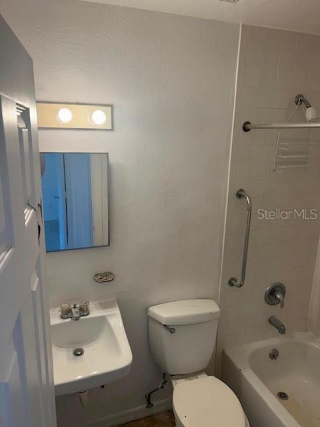 Listing Photo 17