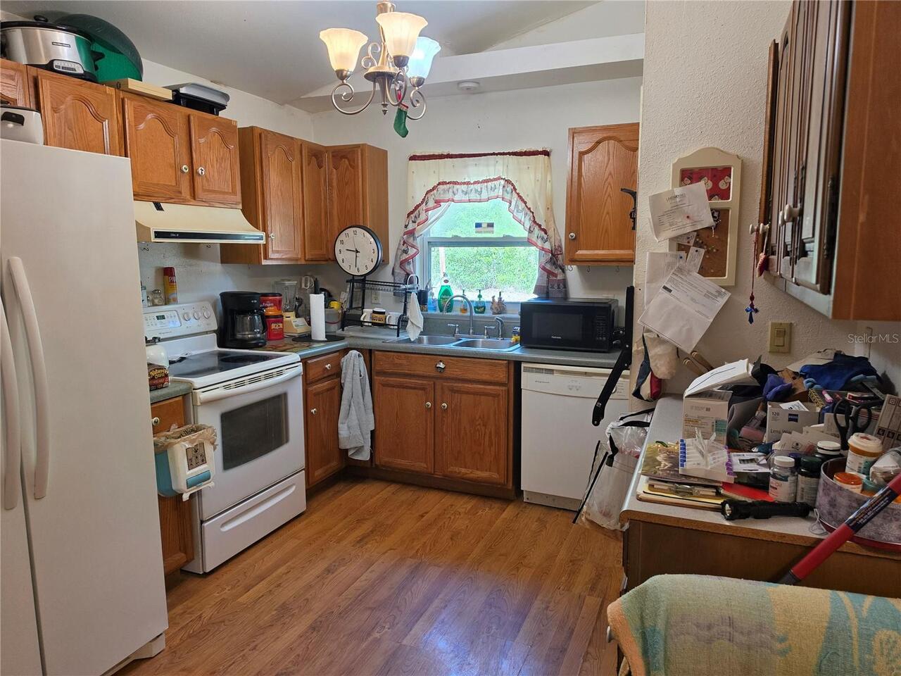Listing Photo 6