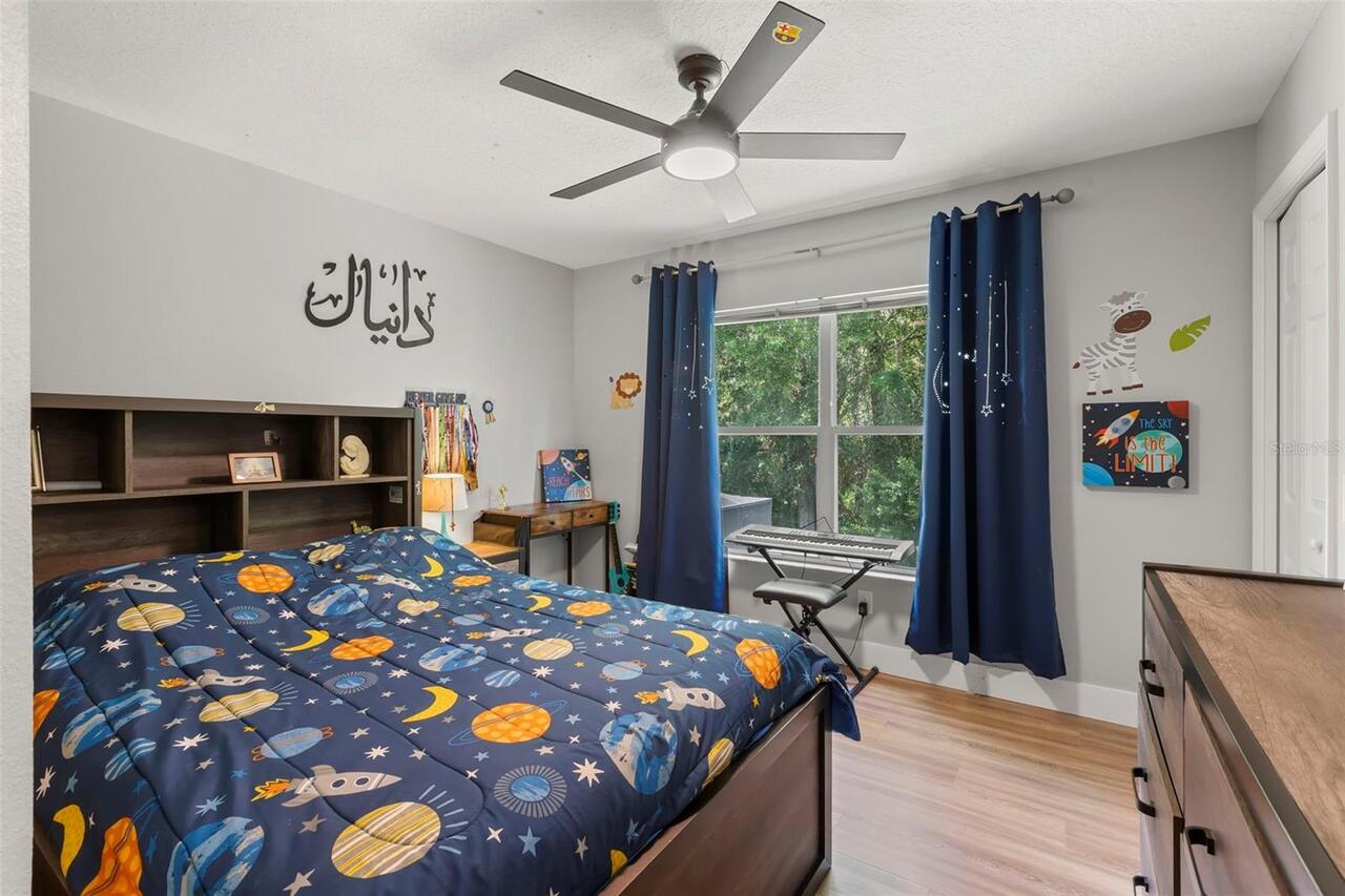 Listing Photo 16