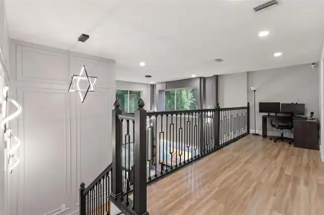 Listing Photo 13