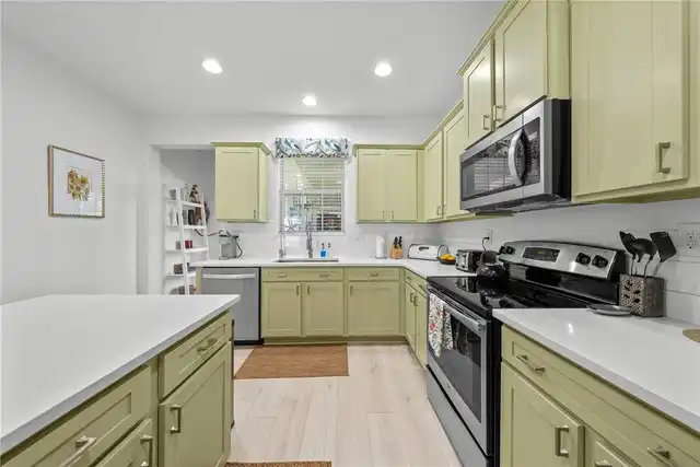 Listing Photo 15