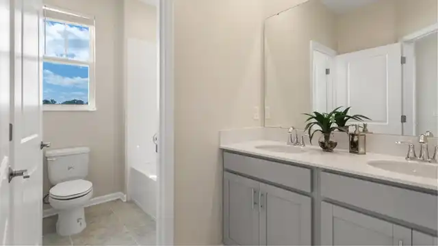 Listing Photo 9
