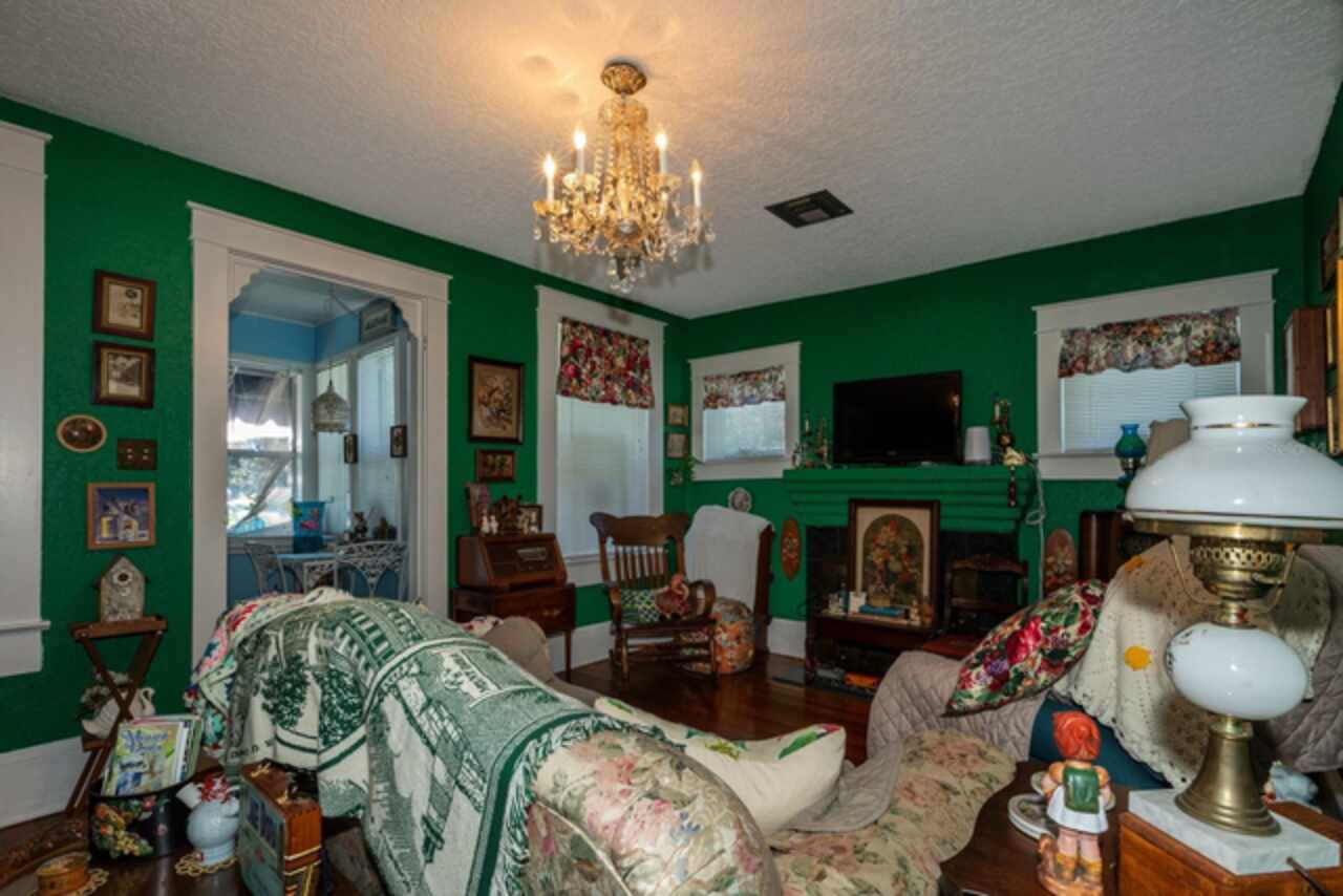 Listing Photo 6