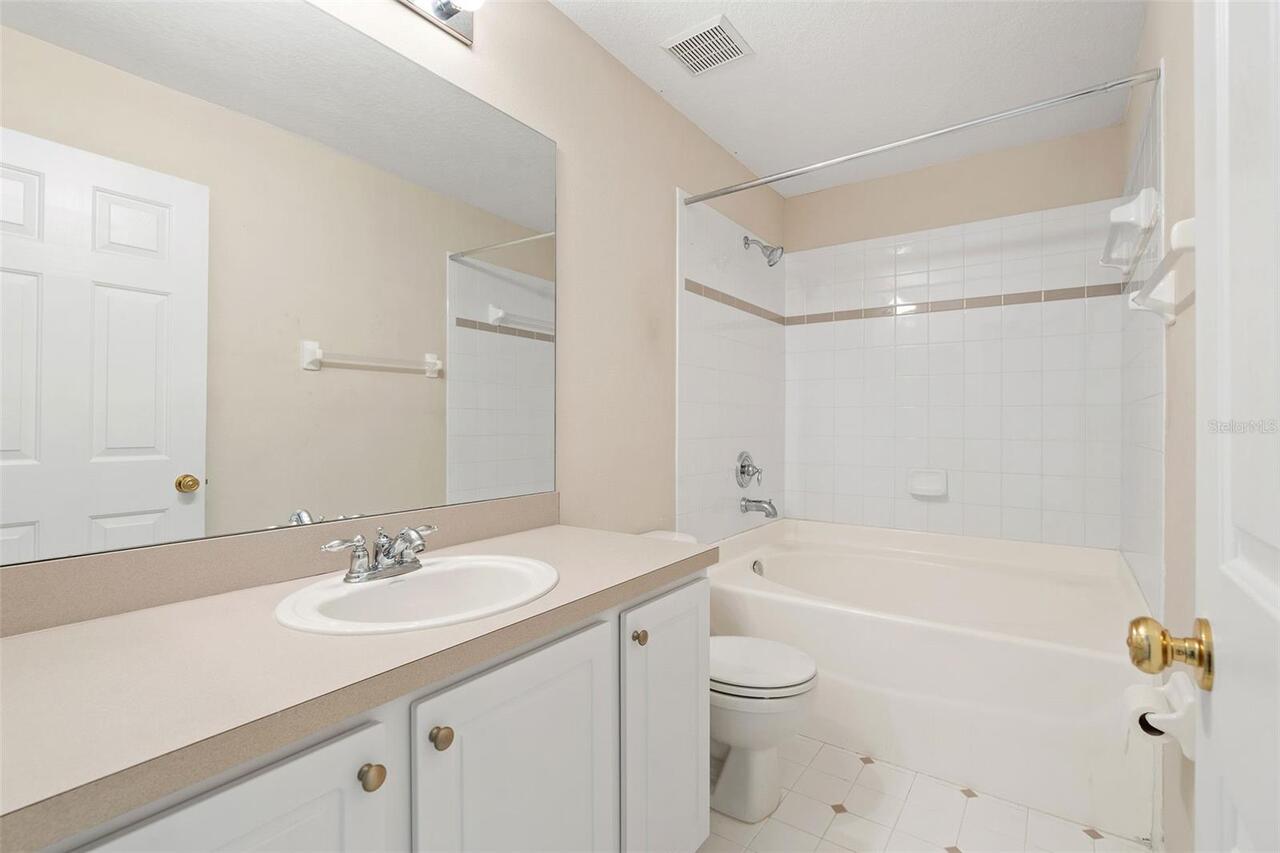 Listing Photo 16