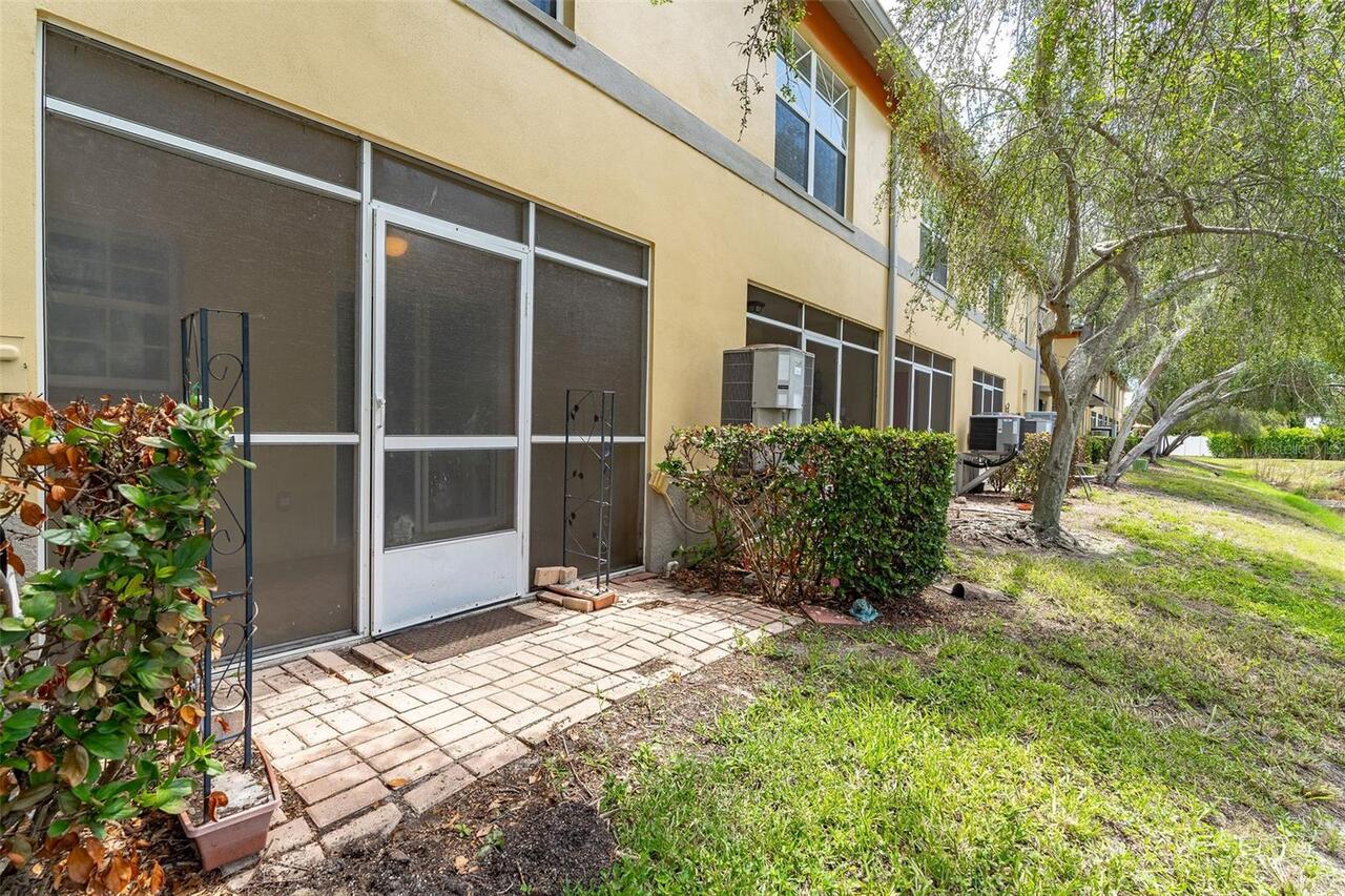 Listing Photo 28