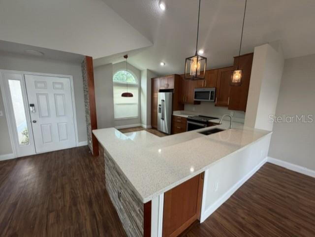 Listing Photo 9