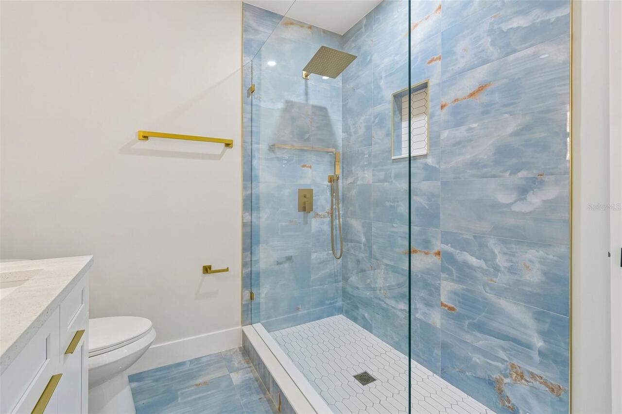Listing Photo 38